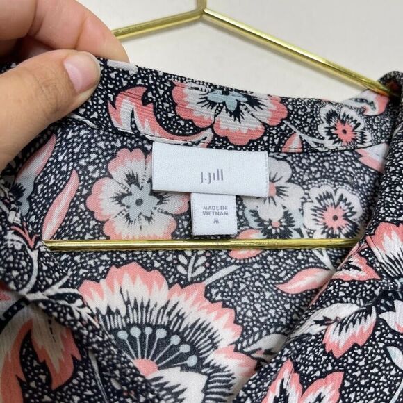 J. Jill Tunic Top Medium Marvelflor Floral Blouse Button-Up Long Sleeve Slits - Picture 4 of 9